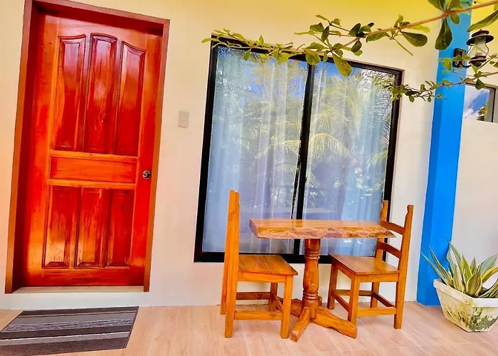 La Concepcion Cove Garden Apartment Moalboal