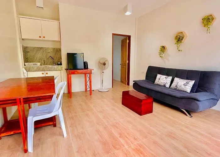 La Concepcion Cove Garden Apartment Moalboal