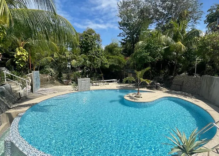 La Concepcion Cove Garden Apartment