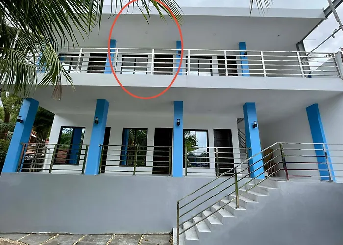 Apartment La Concepcion Cove Garden