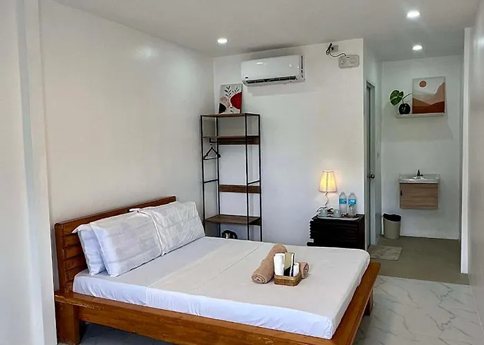 La Concepcion Cove Garden Apartment