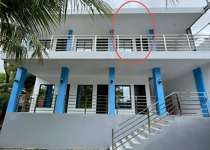 La Concepcion Cove Garden Apartment