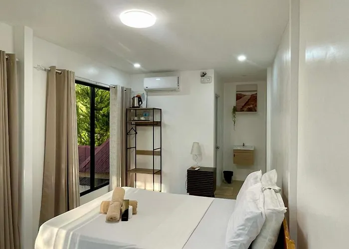 La Concepcion Cove Garden Apartment *