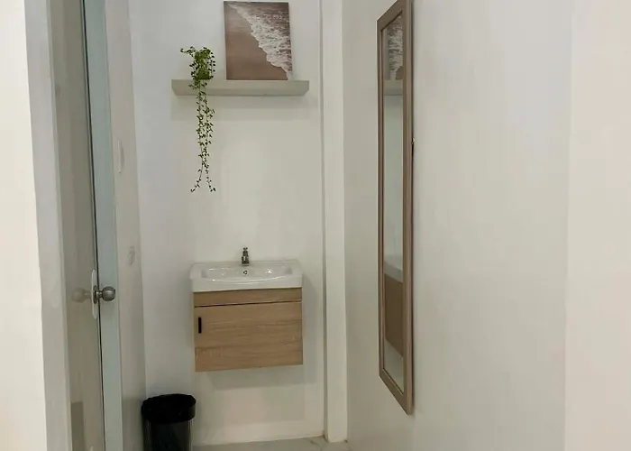 La Concepcion Cove Garden Apartment *