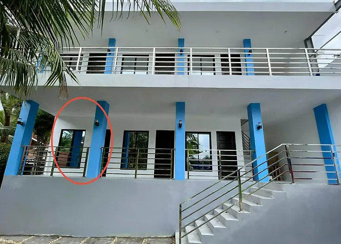 La Concepcion Cove Garden Apartment