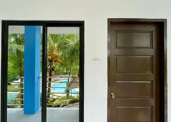La Concepcion Cove Garden Apartment Moalboal