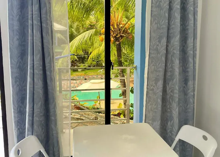 La Concepcion Cove Garden Apartment